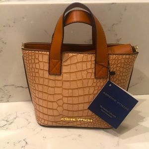 Adrienne vittadini handbag